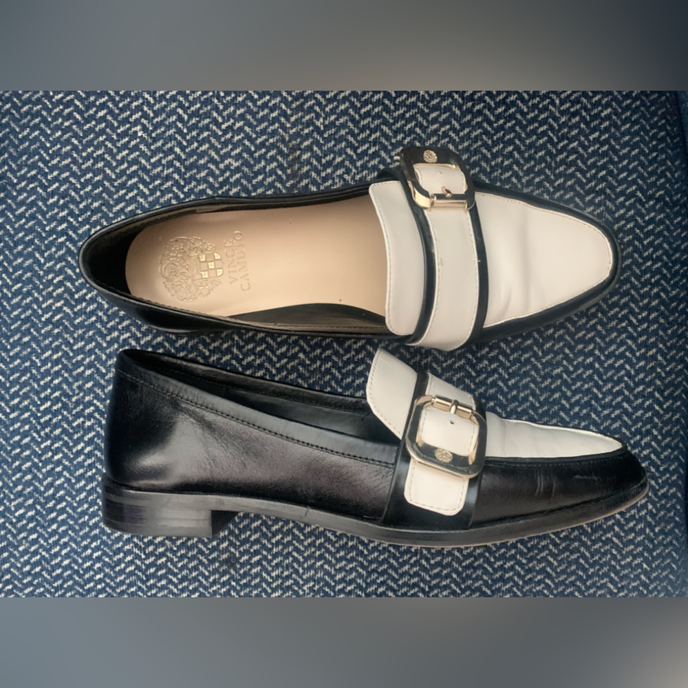 Vince Camuto Black & White Loafers Gold Buckle sz 9 Shoes